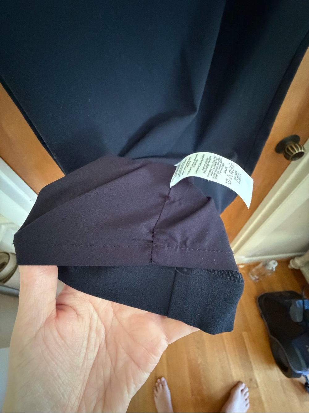 Navy 00 Ann Taylor Black Sleeveless Midi Sheath Dress - Picture 8 of 12